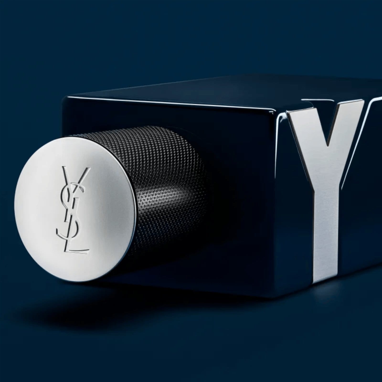 Vista 2 Y Le Parfum Yves Saint Laurent Eau de Parfum - Perfume Masculino Yves Saint Laurent unico