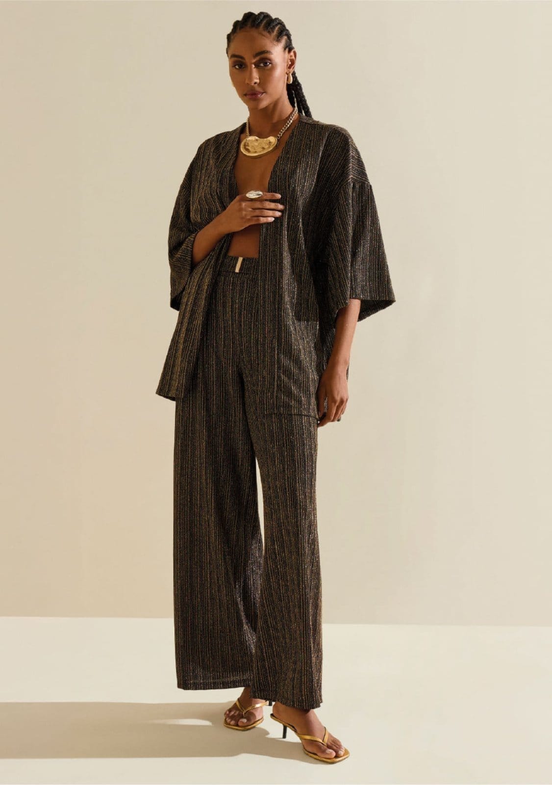 Calça Morena Rosa Cenoura Alta Preto