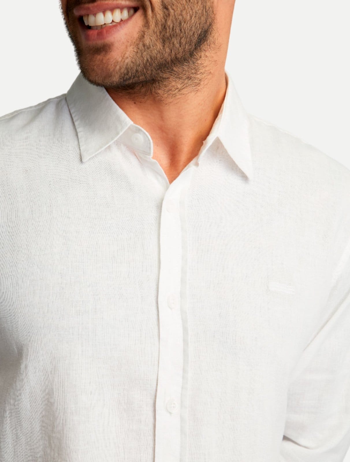 Vista 2 Camisa King & Joe ML Linho CS23207 Branca King E Joe branco