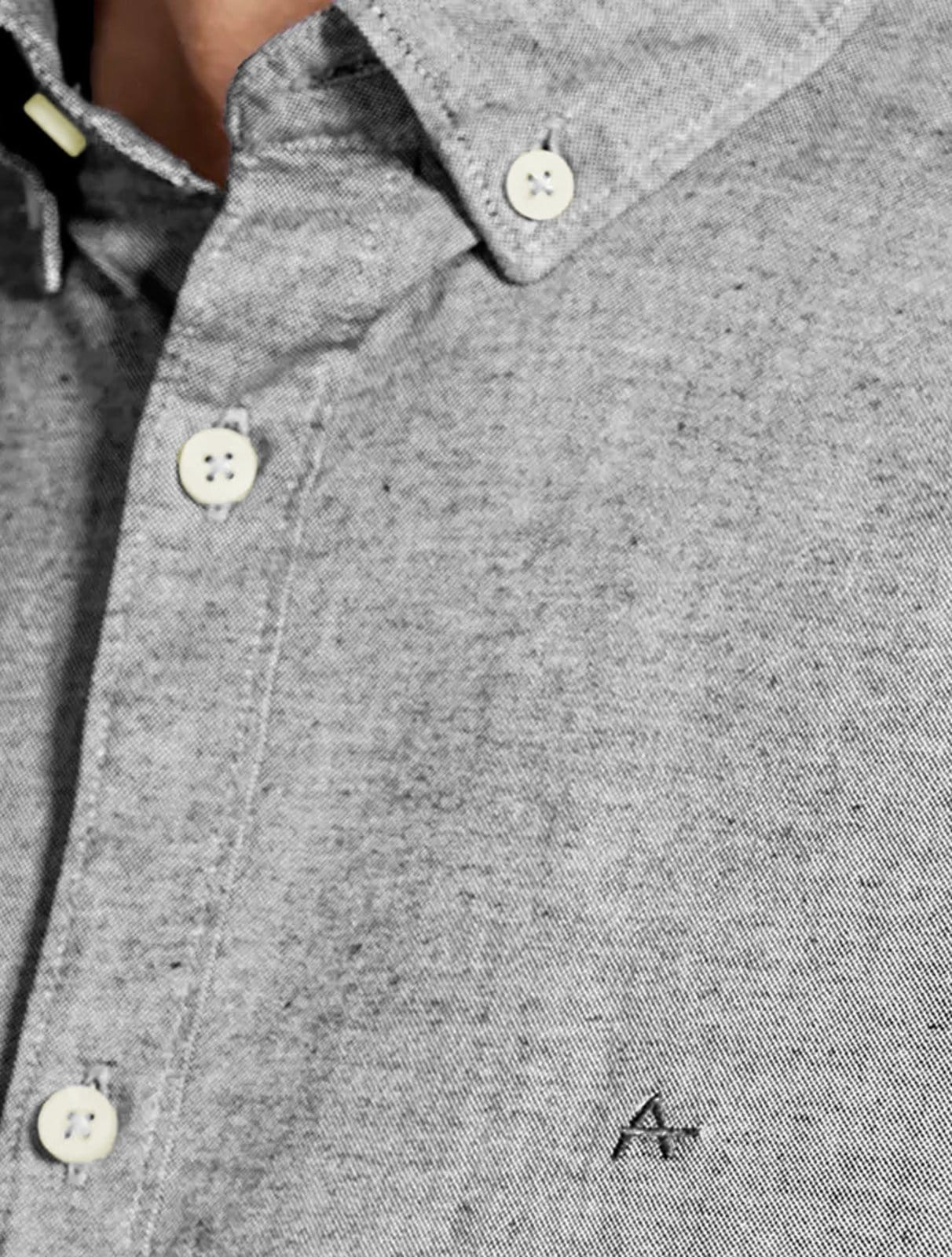 Vista 2 Camisa Aramis Masculina Manga Curta Slim Oxford Planalto Escuro Aramis cinza