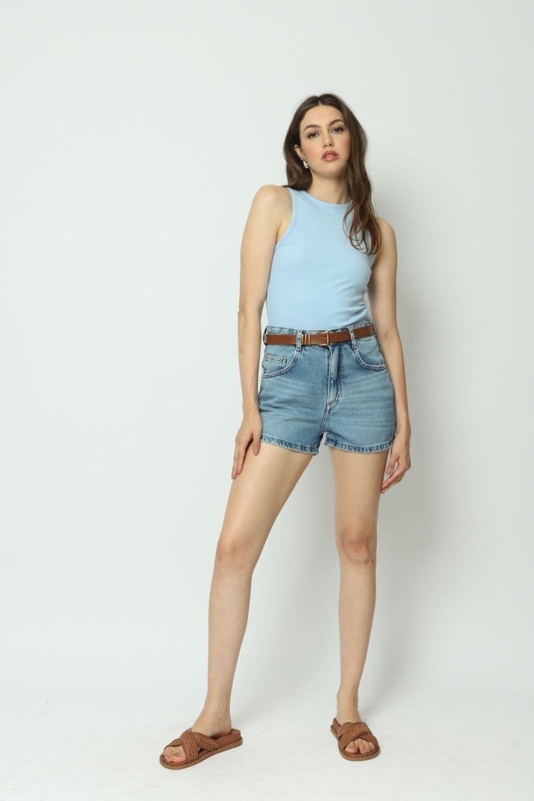 Shorts Jeans com Cinto