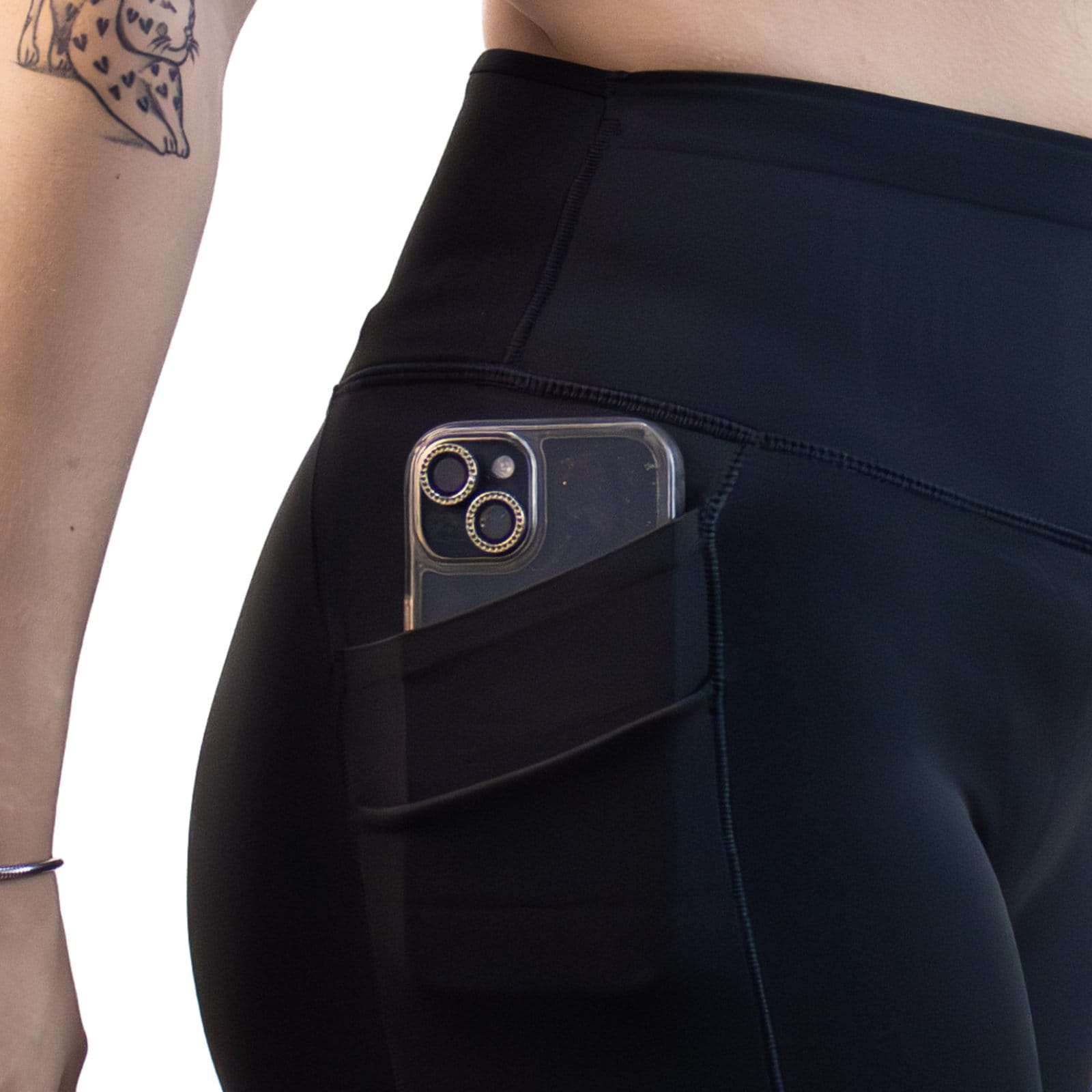 Vista 2 Bermuda de Corrida Feminina Olympikus com Bolso OLYMPIKUS preto