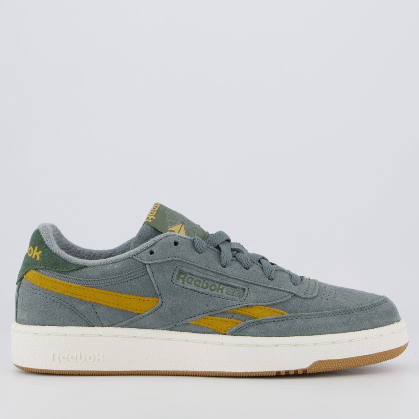 Tênis Reebok Club C Revenge e Amarelo