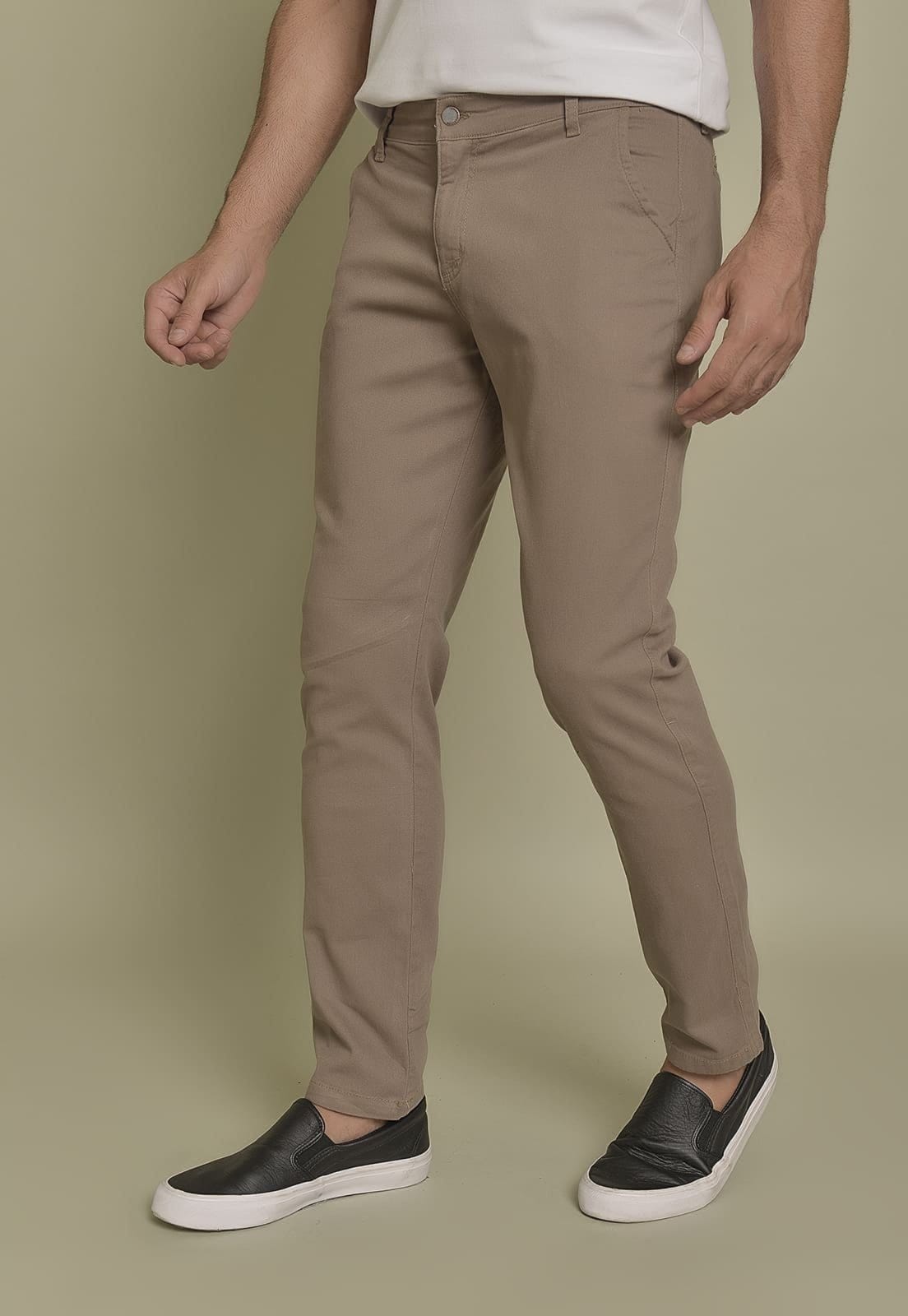 Calça Masculina Slim Fit Sport Fino em Sarja Caqui Lemier Collection