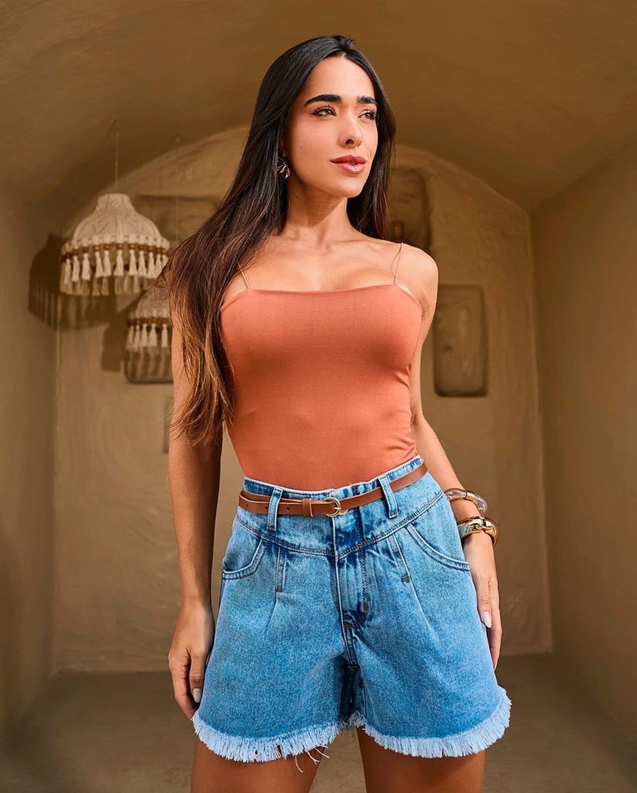 Shorts Mom Feminino com Cinto P.U 24408 Sky Médio