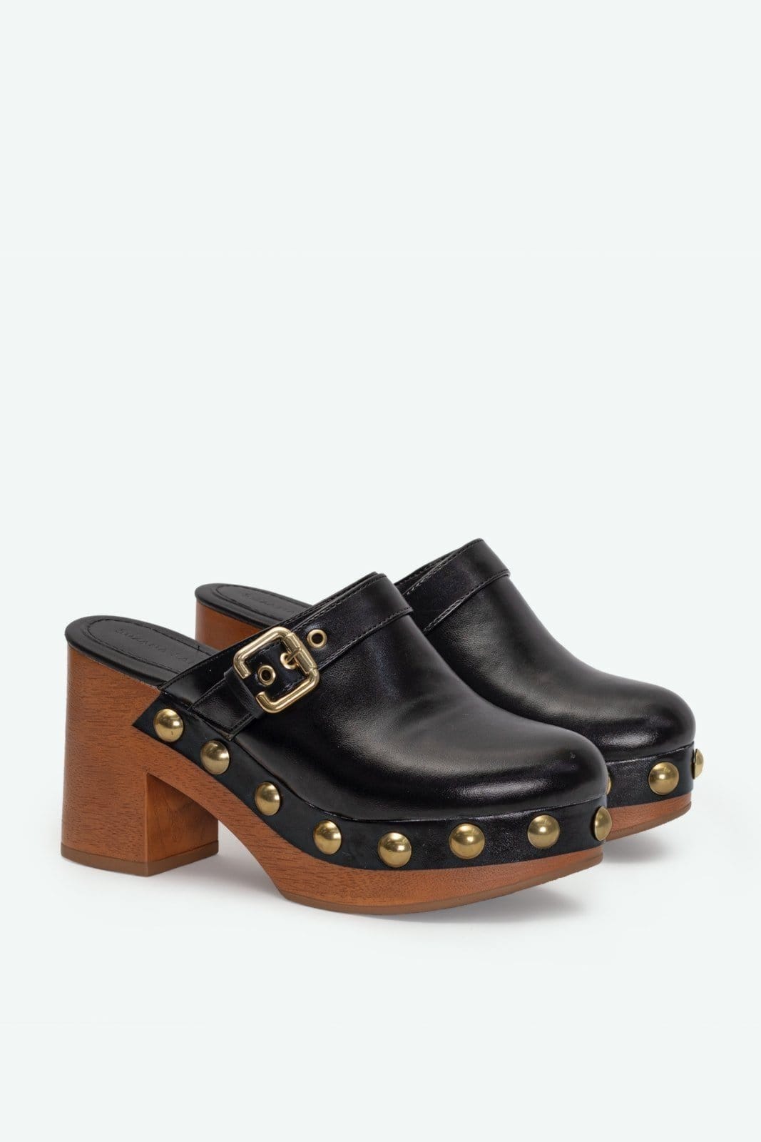 Vista 2 Clog Bella Suzana Santos preto