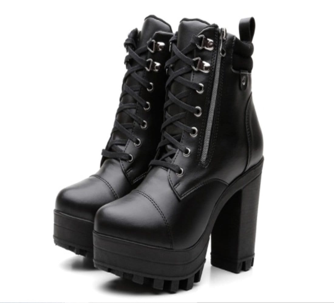 Bota Coturno Feminina Tratorada Salto Conforto Estilo Detalhe Zíper