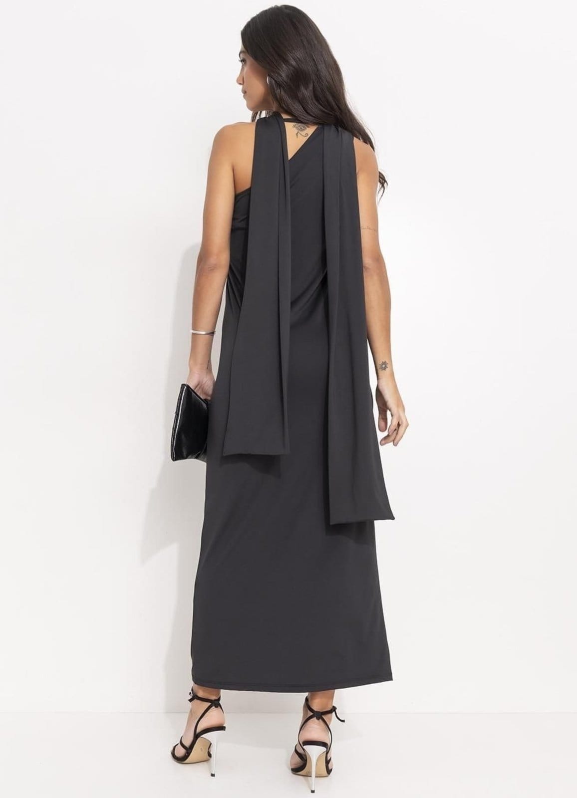 Vista 2 Vestido Feminino Assimétrico Em Malha Fria Quintess preto