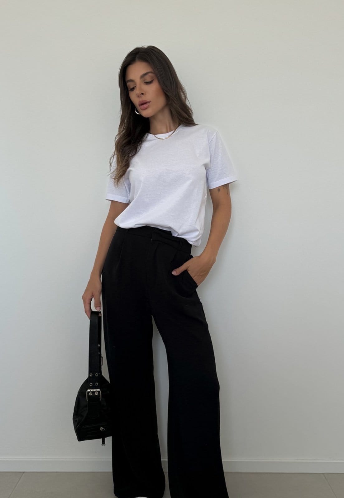 Vista 2 Camiseta Cianitas Branca Lisa Cianitas branco