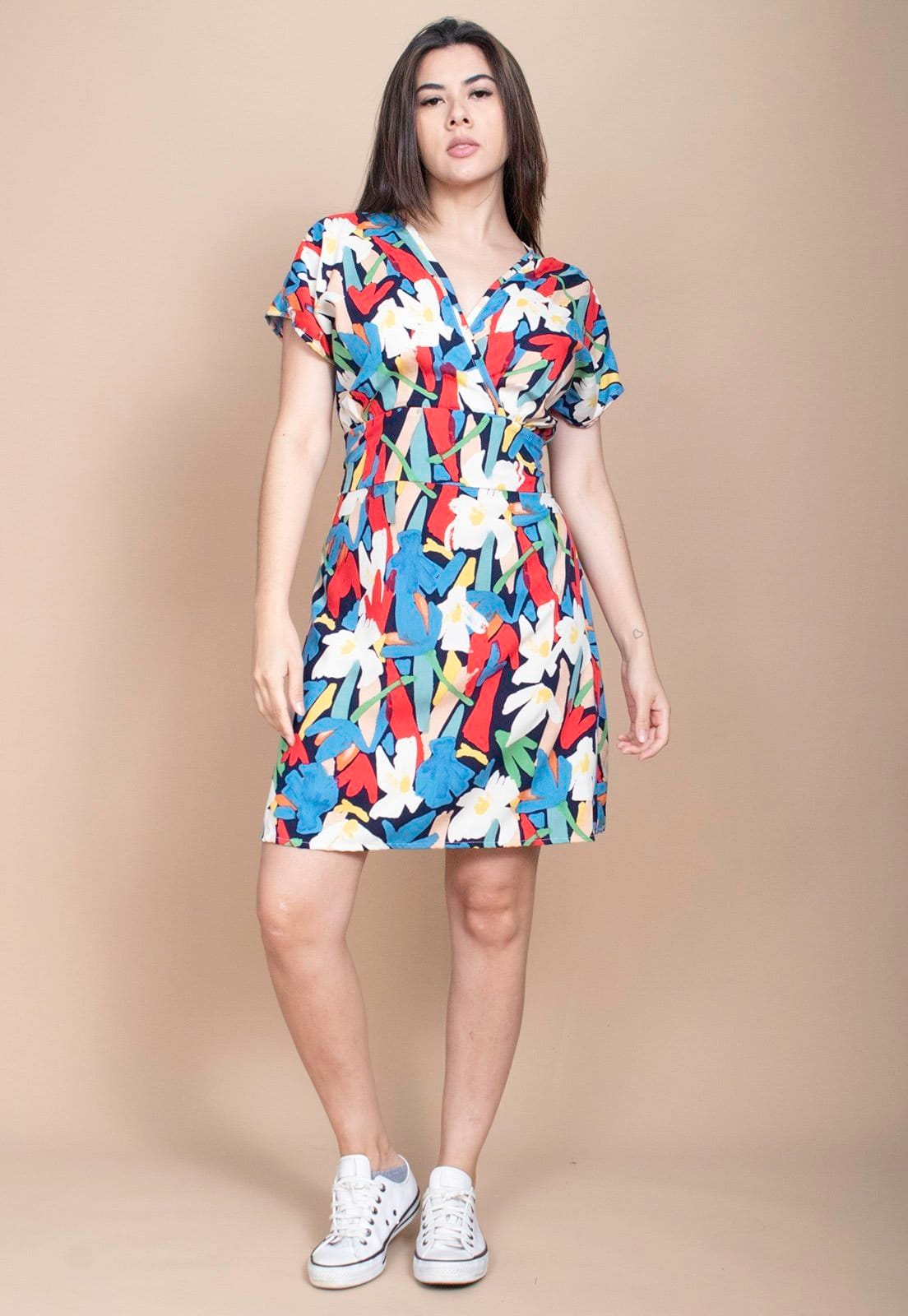 Vista principal Vestido Cabanafree Curto Viscose Elastex nas Costas Estampa Floresce Cabanafree estampado/off-white/preto/verde/vermelho