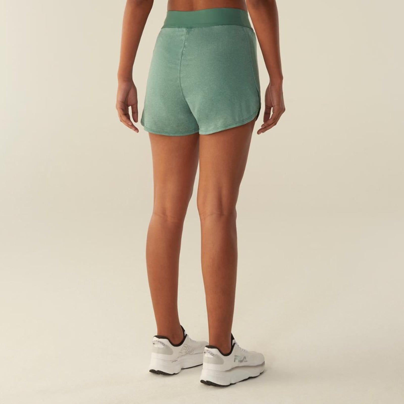 Vista 2 Shorts Fila Double Basic Train III Feminino Fila preto