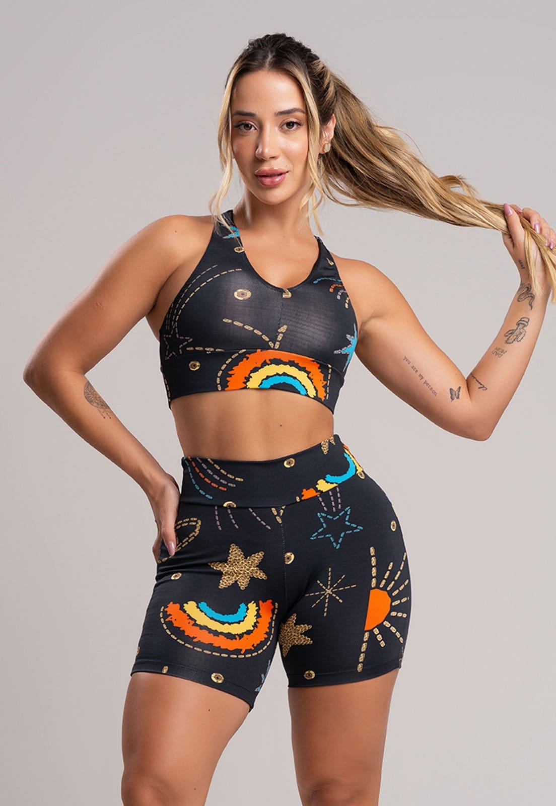 Vista 2 Short MVB Modas Curto Cintura Alta Fitness Suplex Cosmic Mvb Modas estampado/multicolorido/preto