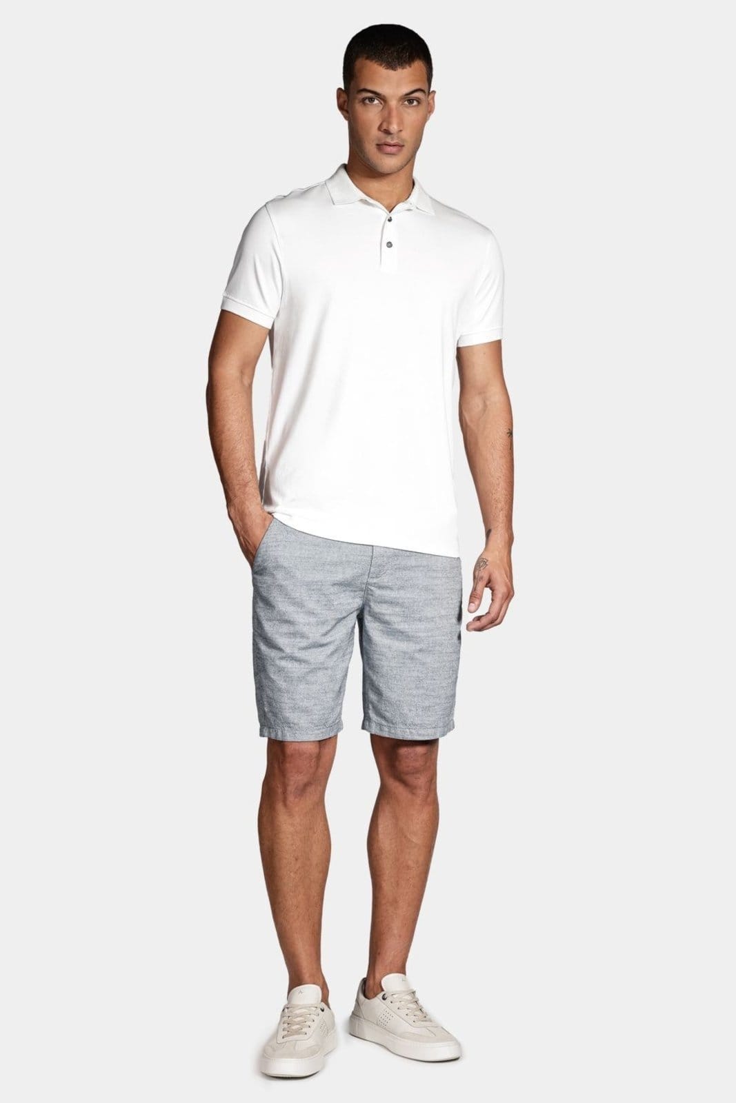 Vista 2 Polo Aramis Tshirt Liquid Cotton Branco Aramis incolor