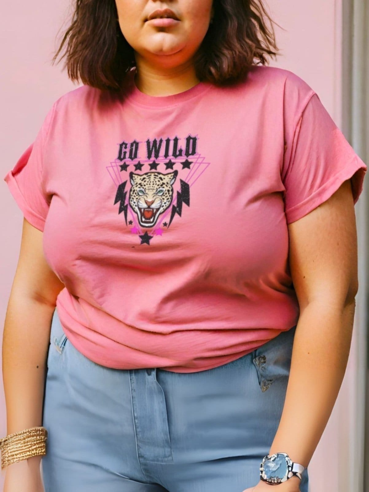 Vista 2 Camisa T-shirt Plus Size GuGi Feminina Camiseta Onça Tigre Blusinha Leopard Rosa Gugi rosa leopard
