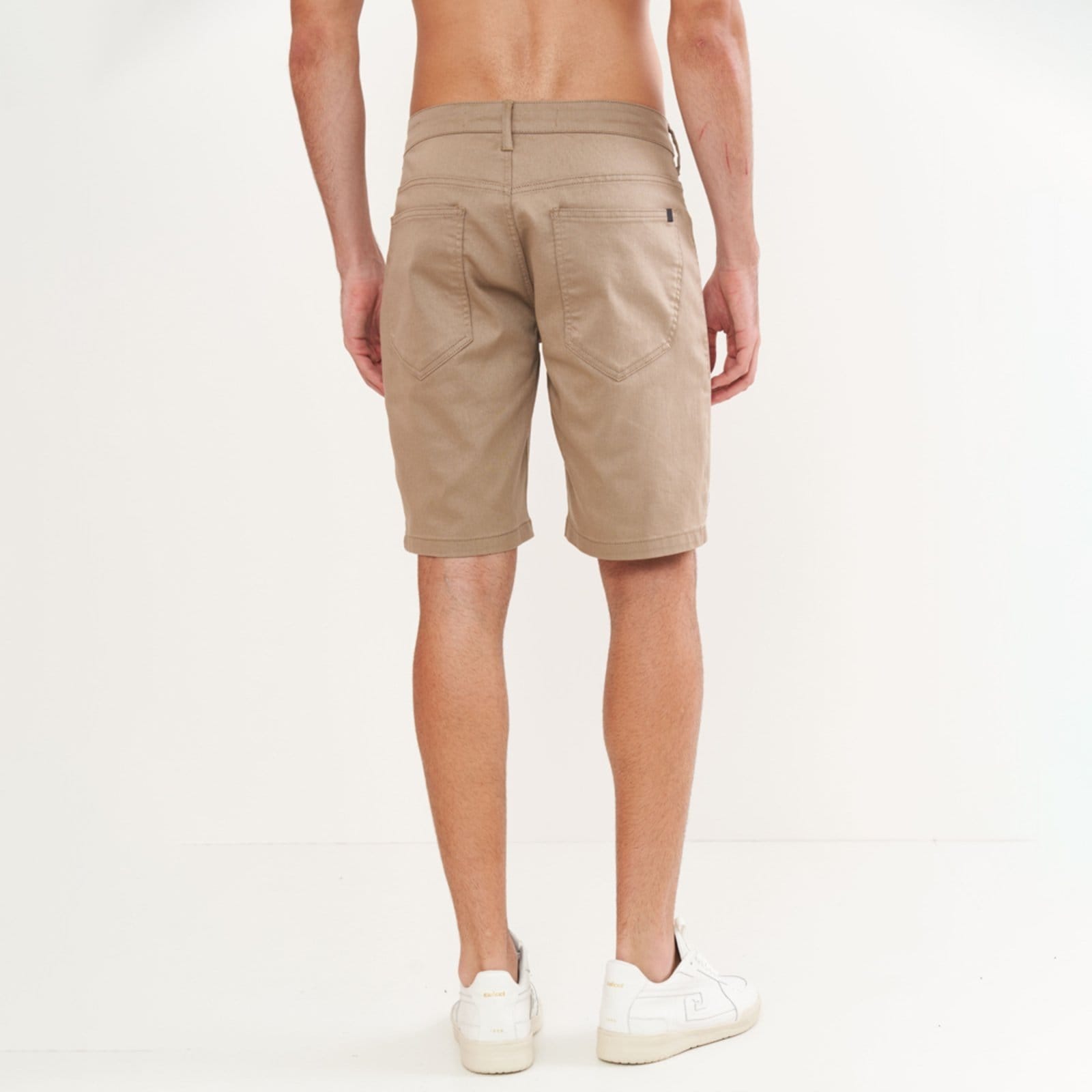 Vista 2 Bermuda Jeans Colcci Classic Pr26 Masculino Colcci bege sand