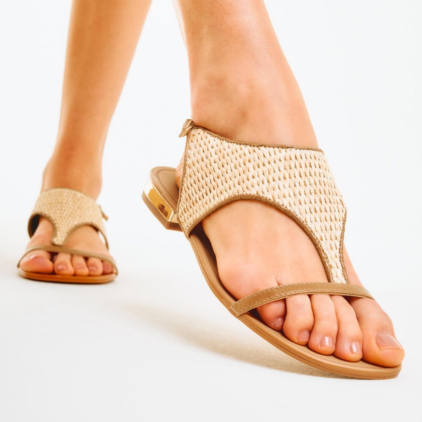 Vista 2 Rasteira Palha Natural Cecconello 2724016-1 Cecconello incolor natural