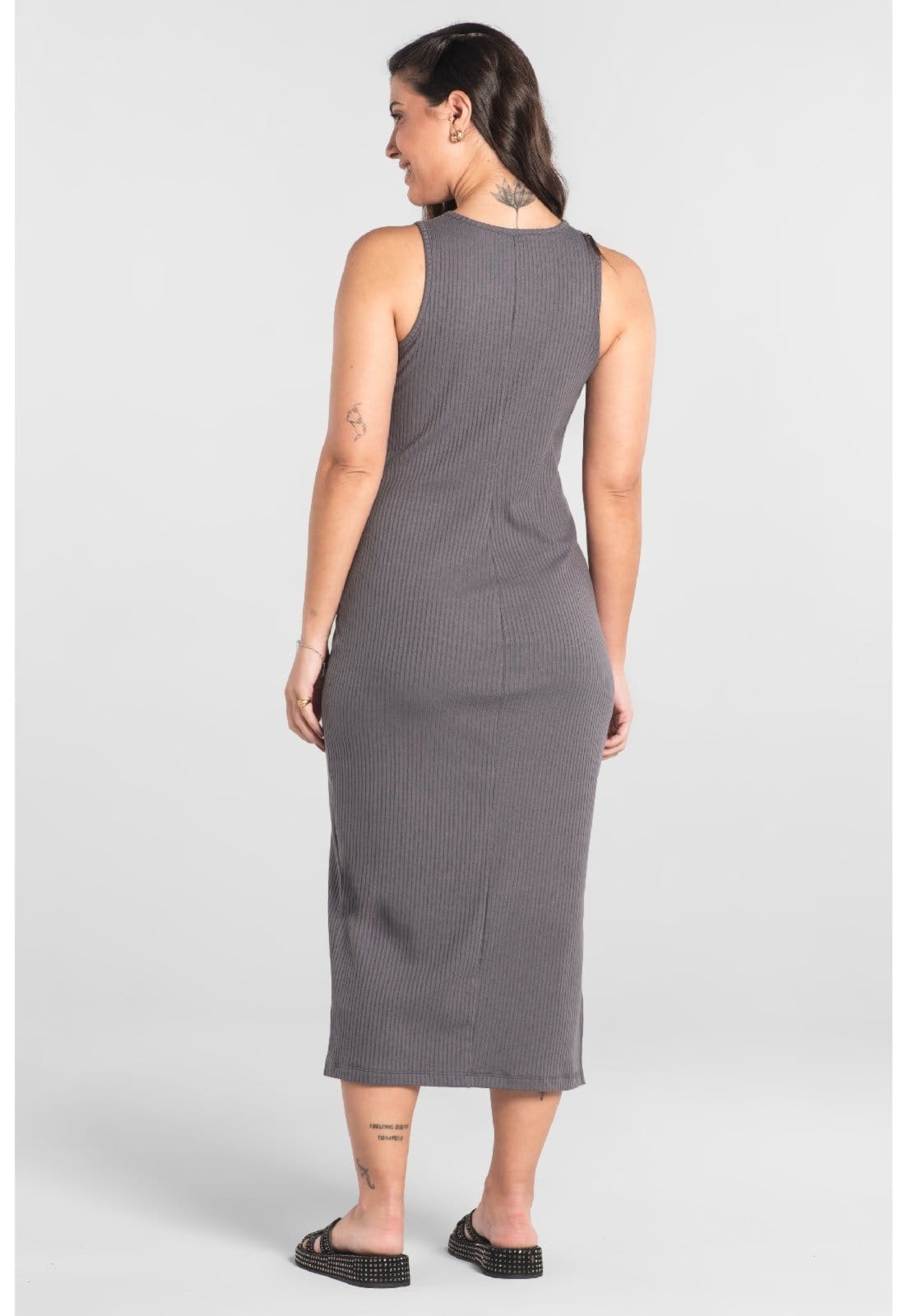 Vista 2 Vestido Adulto em Ribana Canelada Just Basic JUST BASIC cinza