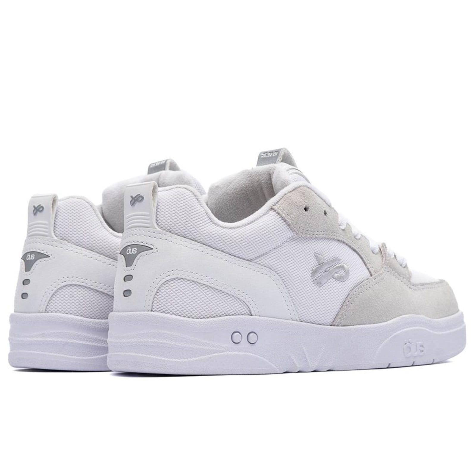 Vista 2 Tênis OUS Fluente Masculino Bco Silver Branco Essencial ÖUS branco silver