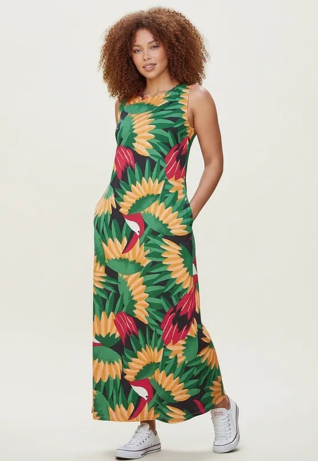 Vestido CabanaFree Longo Plano com Bolso Estampa Festa dos Tucanos