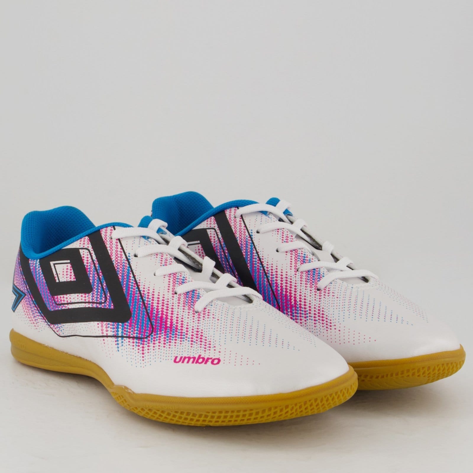 Vista 2 Chuteira Umbro Heatmap Futsal Branca e Azul Umbro branco azul
