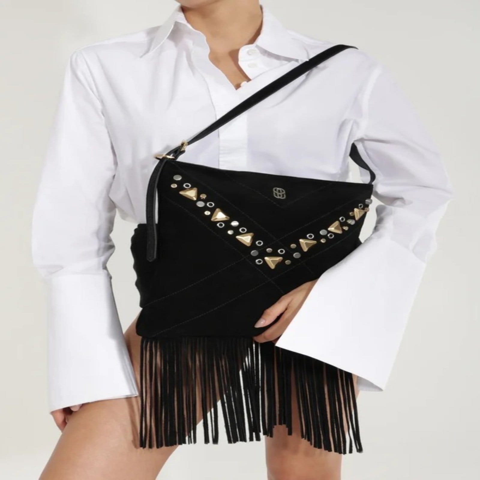 Vista 2 Bolsa Schutz Mally Tiracolo Pequena Franjas Schutz preto