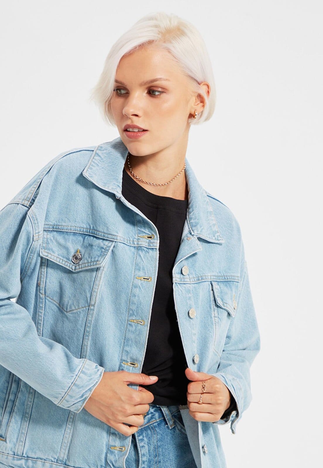 Vista 2 Jaqueta Jeans Trendyol Collection Bolsos Trendyol Collection azul