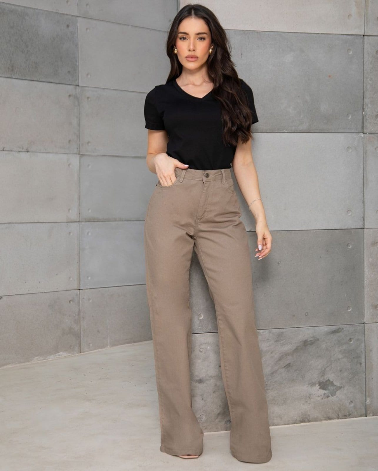 Vista principal Calça Jeans Wide Leg Feminina Cintura Alta Básica com Elastano 28000 Caqui Consciência cáqui caqui