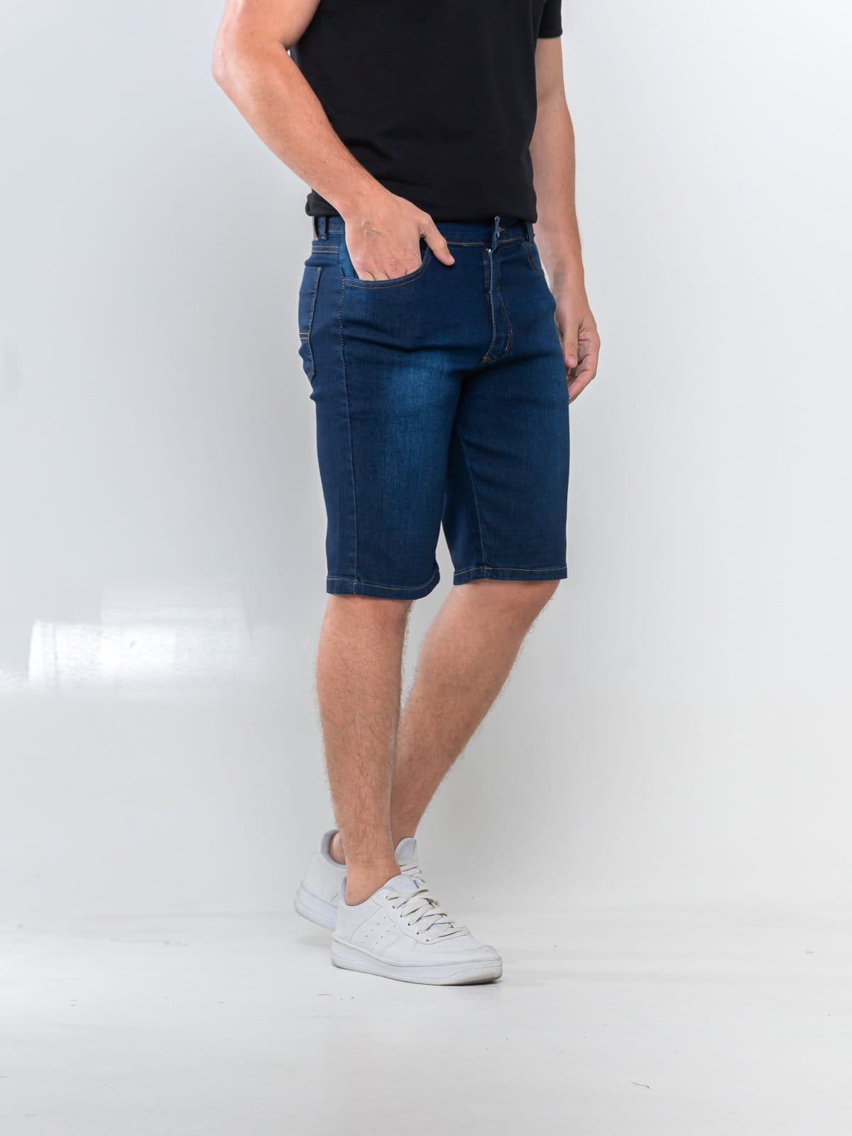 Bermuda Jeans Masculina Escura Kovali Basica e Confortavel