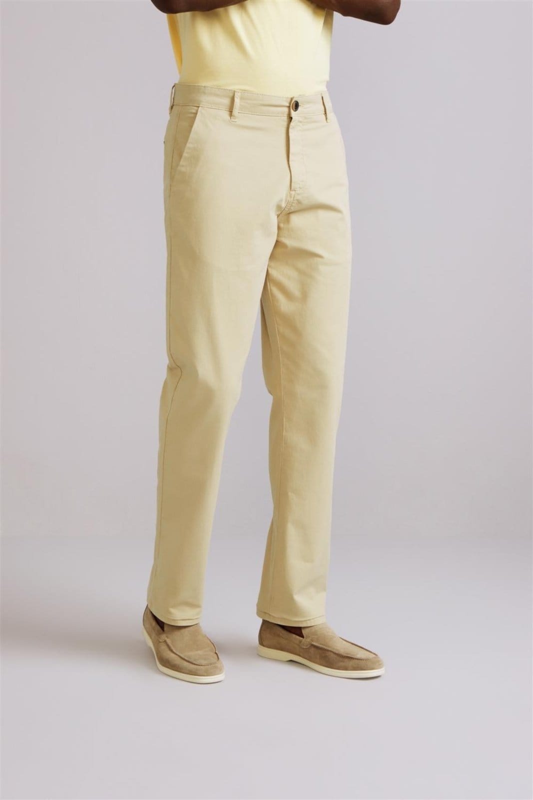 Vista 2 HIGHSTIL Calça Chino Comfort Areia HIGHSTIL bege