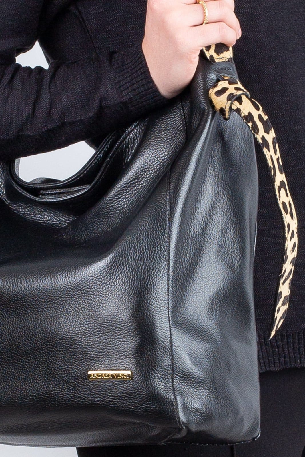 Vista 2 Bolsa Andrea Vinci Sacola De Ombro Em Couro Estampado Mara Andrea Vinci preto