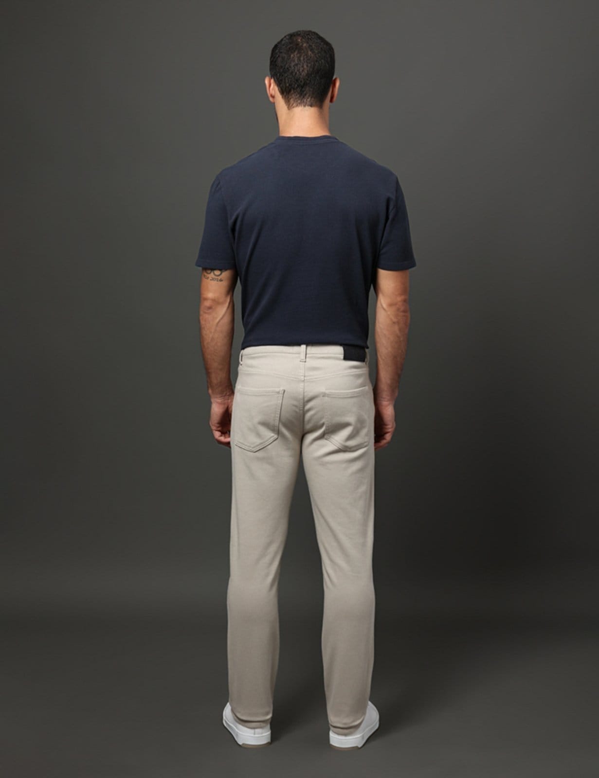 Vista 2 Calça Masculina Slim 5 Pockets Calvin Klein Jeans - Caqui Claro Calvin Klein Jeans cáqui caqui