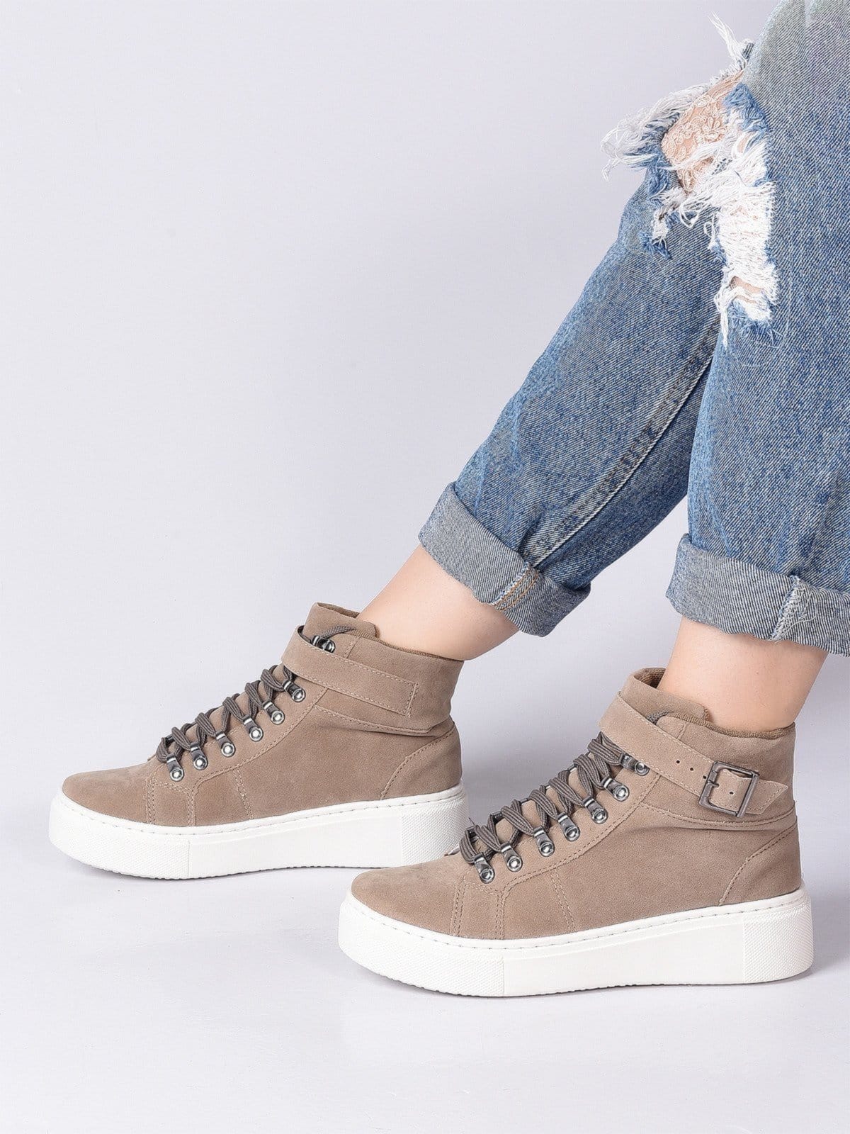 Tênis Botinha Casual Salook Solado Branco Grosso