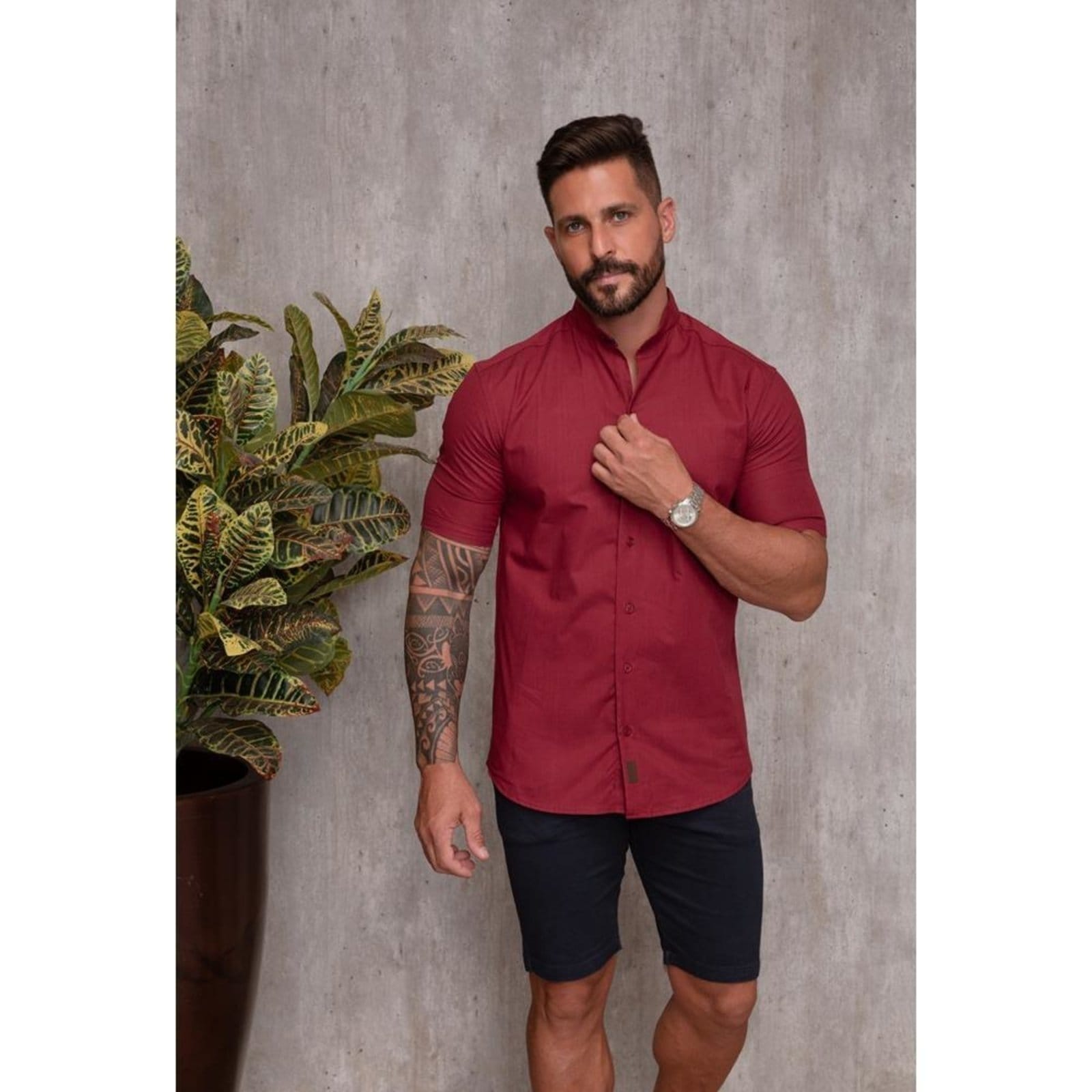 Vista 2 Camisa Masculina Linho Manga Curta Gola Padre Lisa Casual Azul Claro G Vinho TEODORO CAMISARIA vinho azul