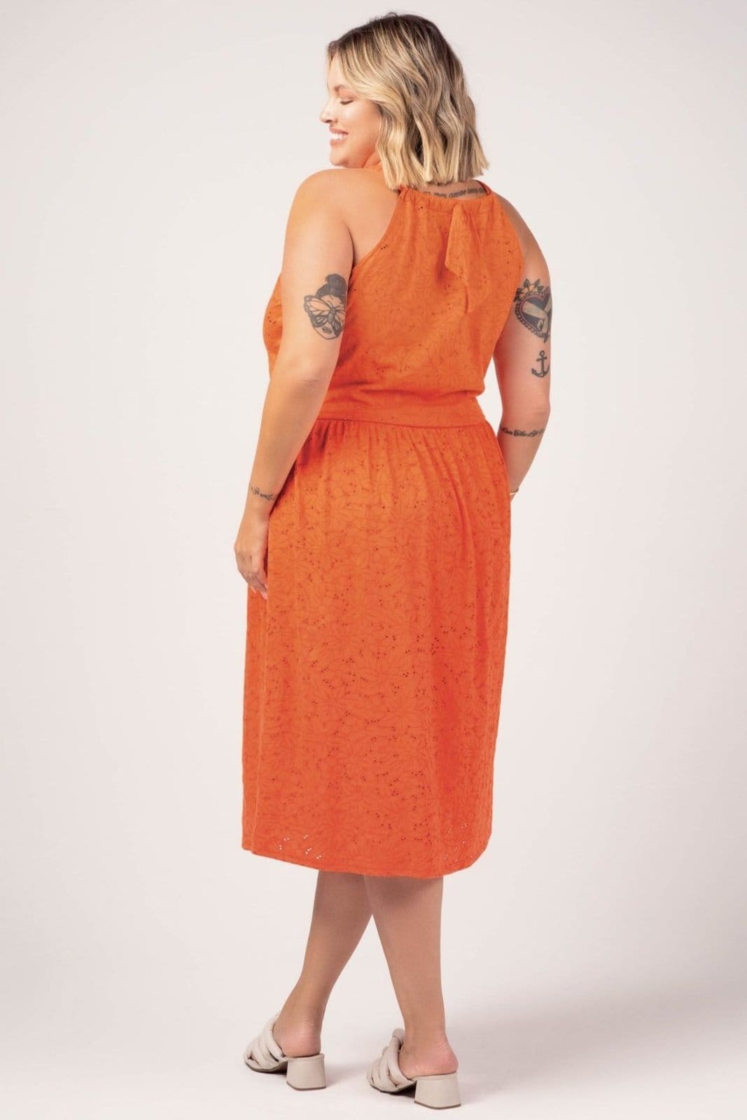 Vista 2 Vestido Feminino Devorê Marialícia Marialícia laranja