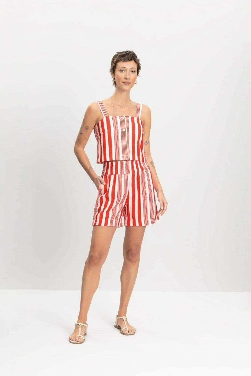 Shorts feminino alfaiataria listrado Essendi