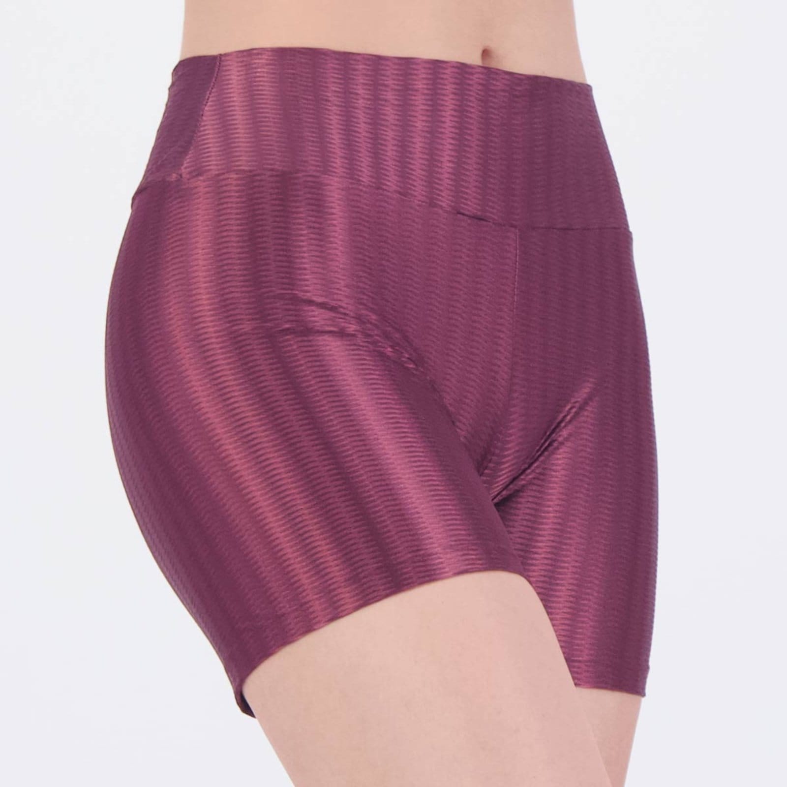 Vista 2 Shorts Selene 3D Feminino Bordô SELENE vermelho