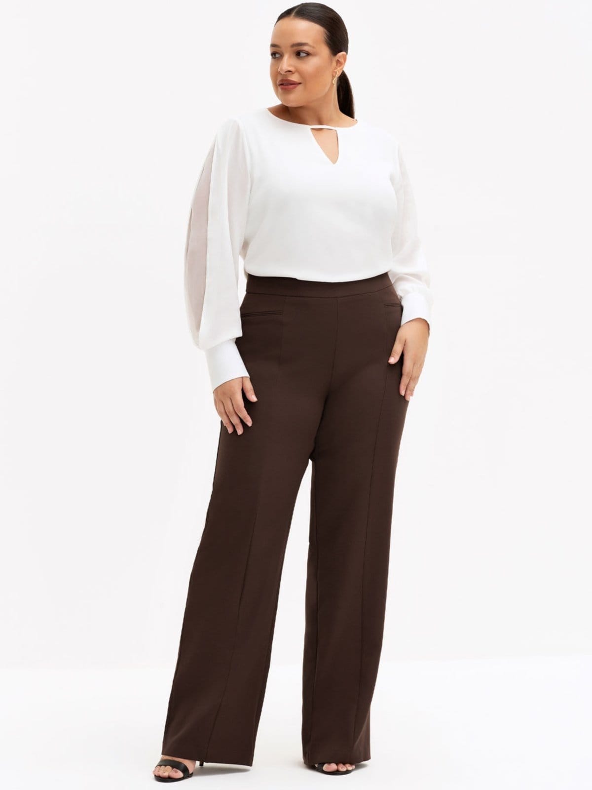 Calça Wide Leg de Alfaiataria Plus Size Cibele