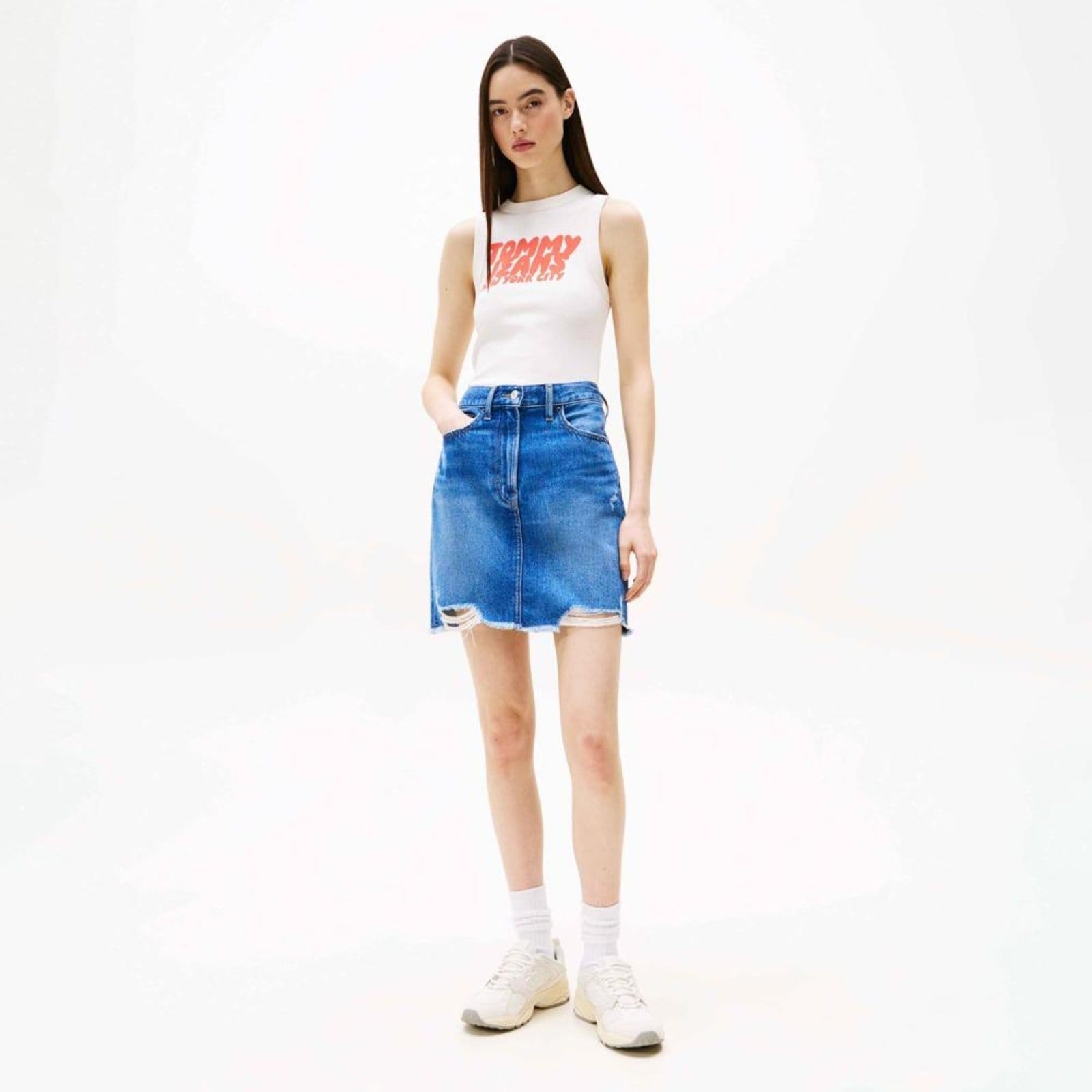 Vista 2 Saia Mom Jeans Tommy Jeans - 34 Tommy Jeans unico