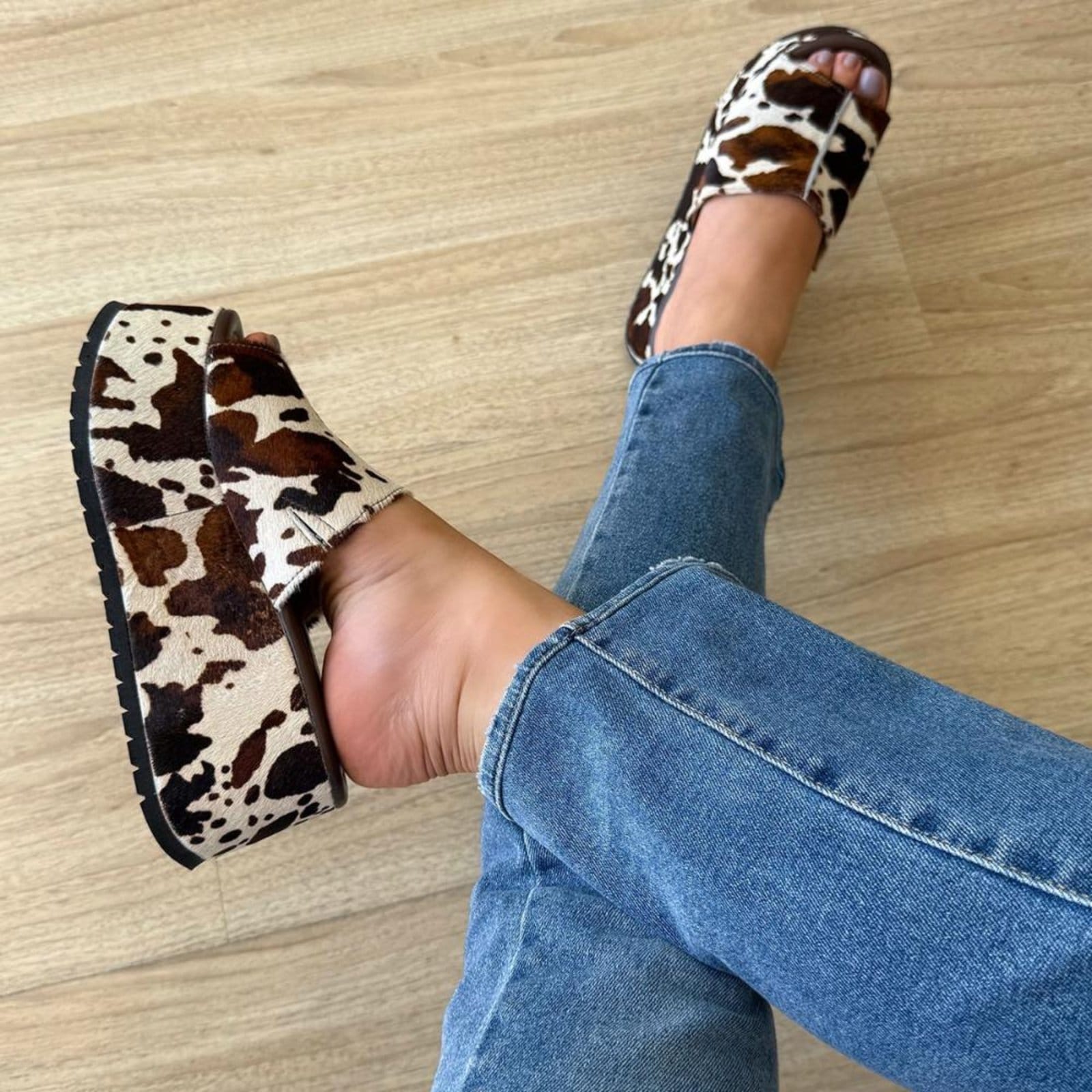 Vista 2 Jhenny - Tamanco Plataforma Couro Legitimo Vaca Damannu Shoes marrom