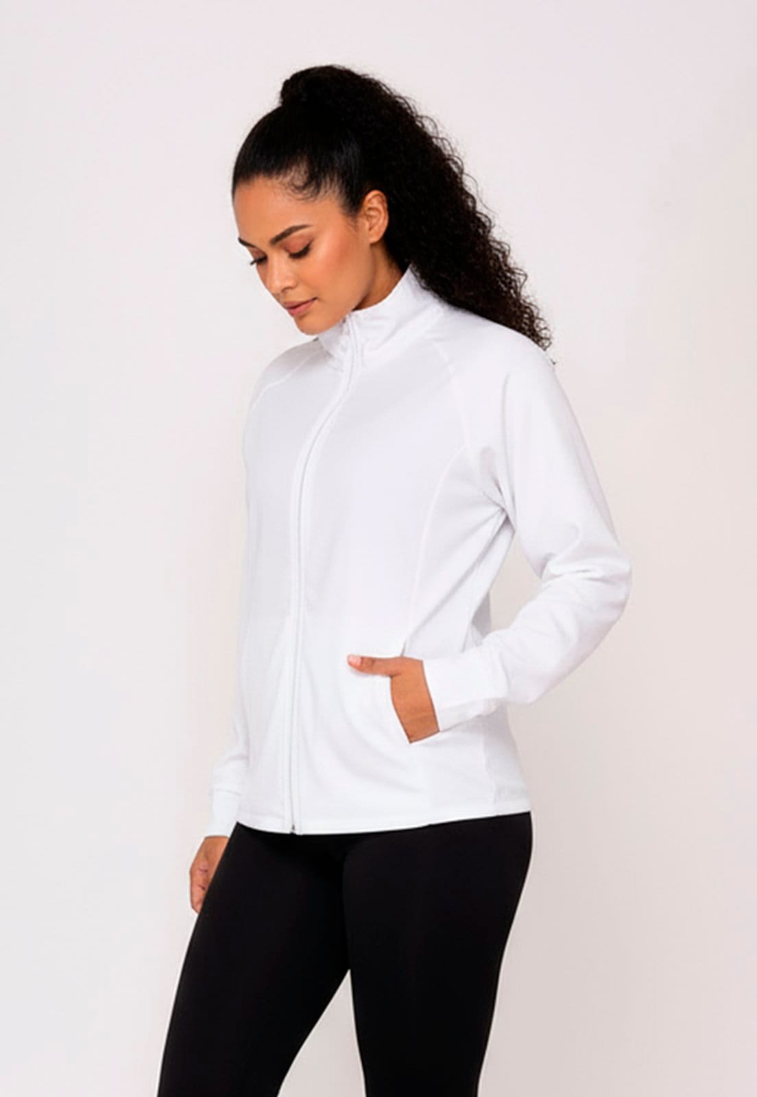 Jaqueta Corta Vento Feminina com Capuz e Zíper Invertido Conforto Estilo e Proteção Esportiva e Casual Branca