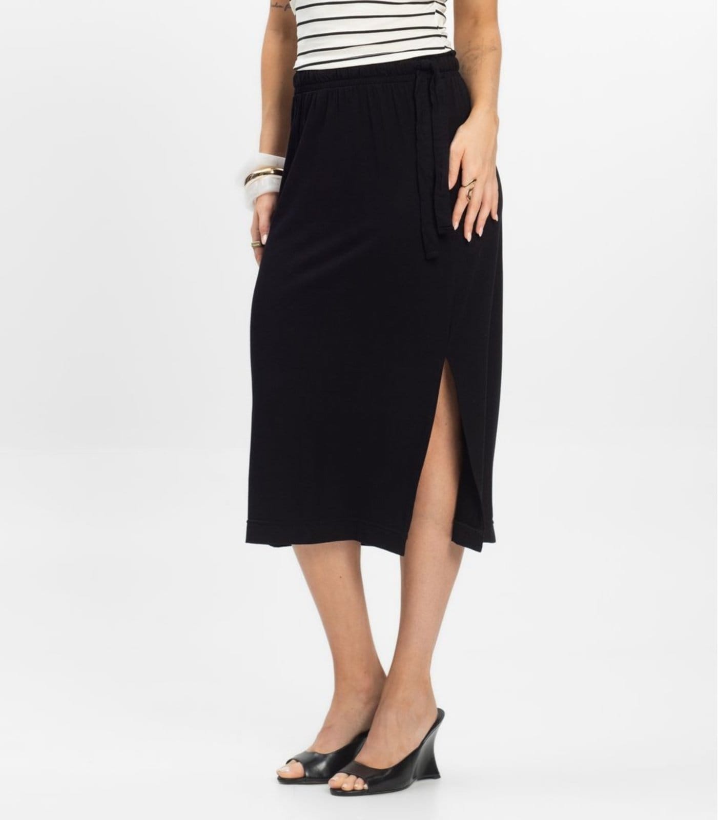 Vista 2 Saia Super Midi Visco Maquinetada Rovitex Rovitex preto