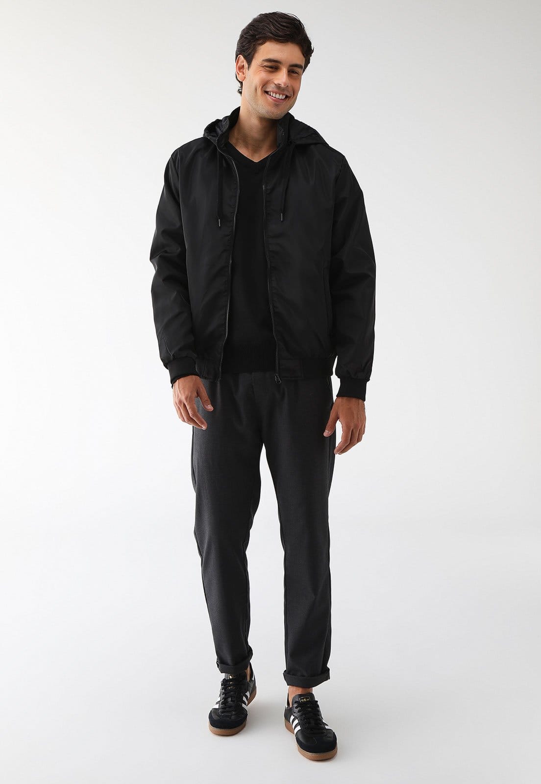 Jaqueta Corta Vento Broken Rules Com Capuz Preta