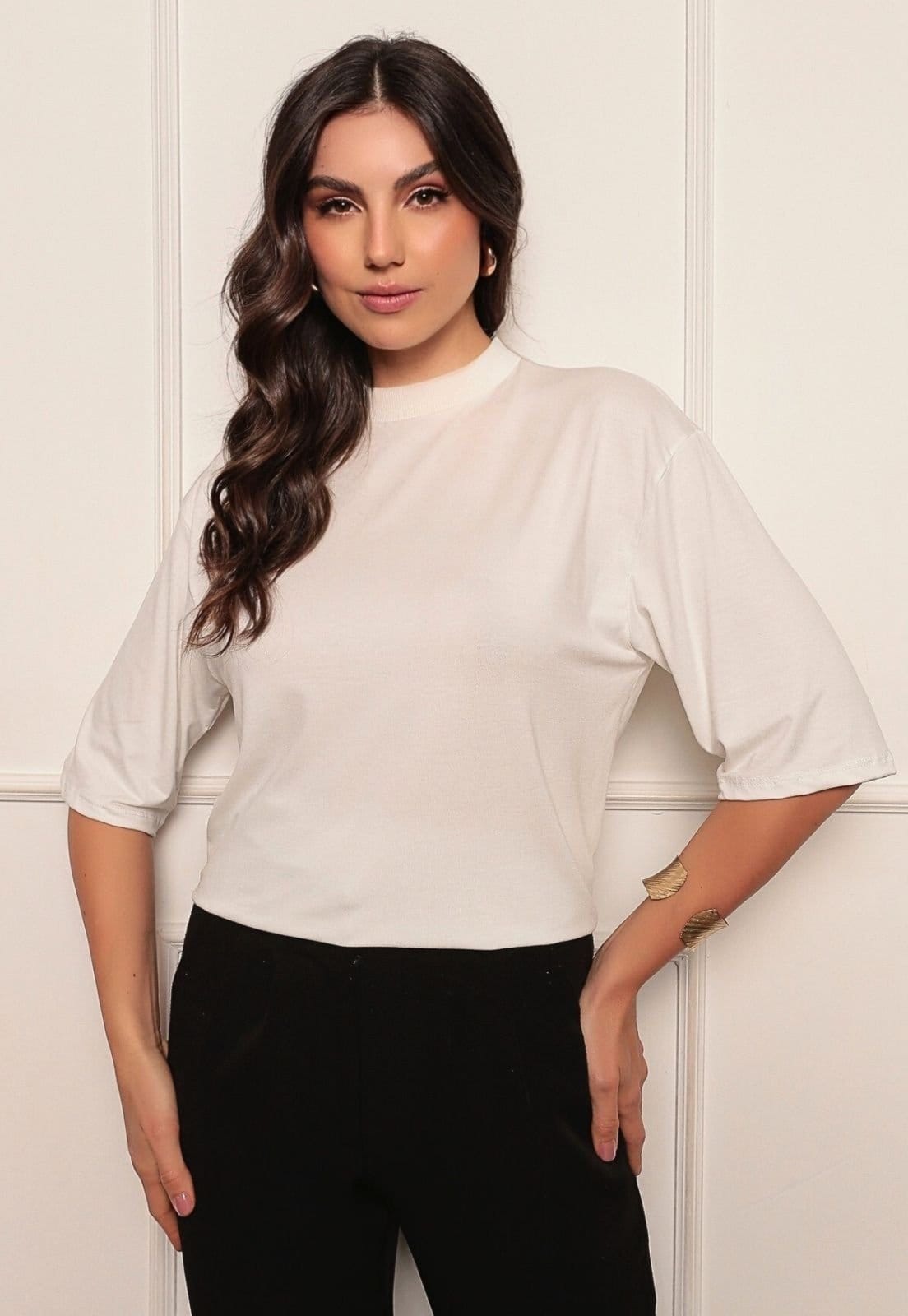 Vista 2 Camiseta Feminina Tshirt Oversized Manga Curta Feminina Básica Lisa linha Premium NKTEX branco