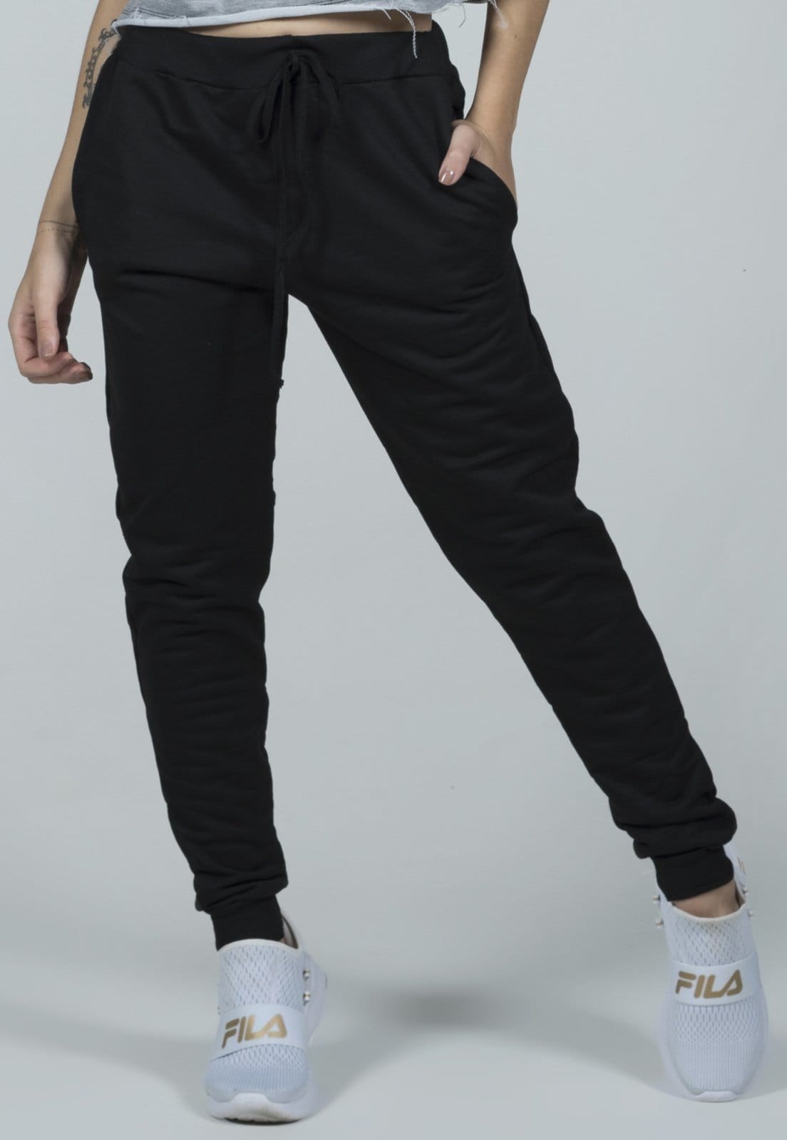 Vista principal Calça Feminina Vekyo Moletinho Jogger Boslo Casual Preta VEKYO preto