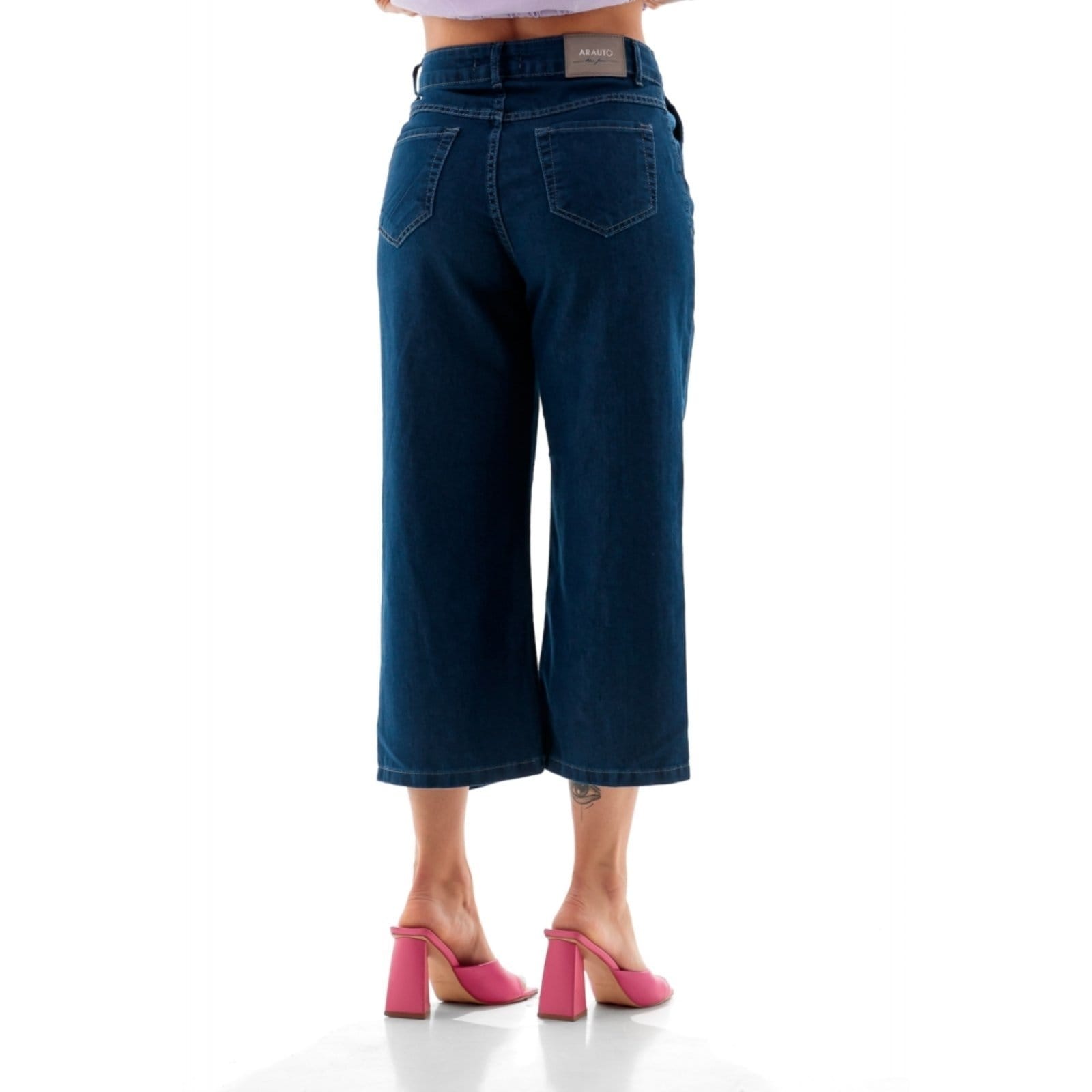 Vista 2 Pantacourt Feminina Slim Basica ARAUTO JEANS jeans
