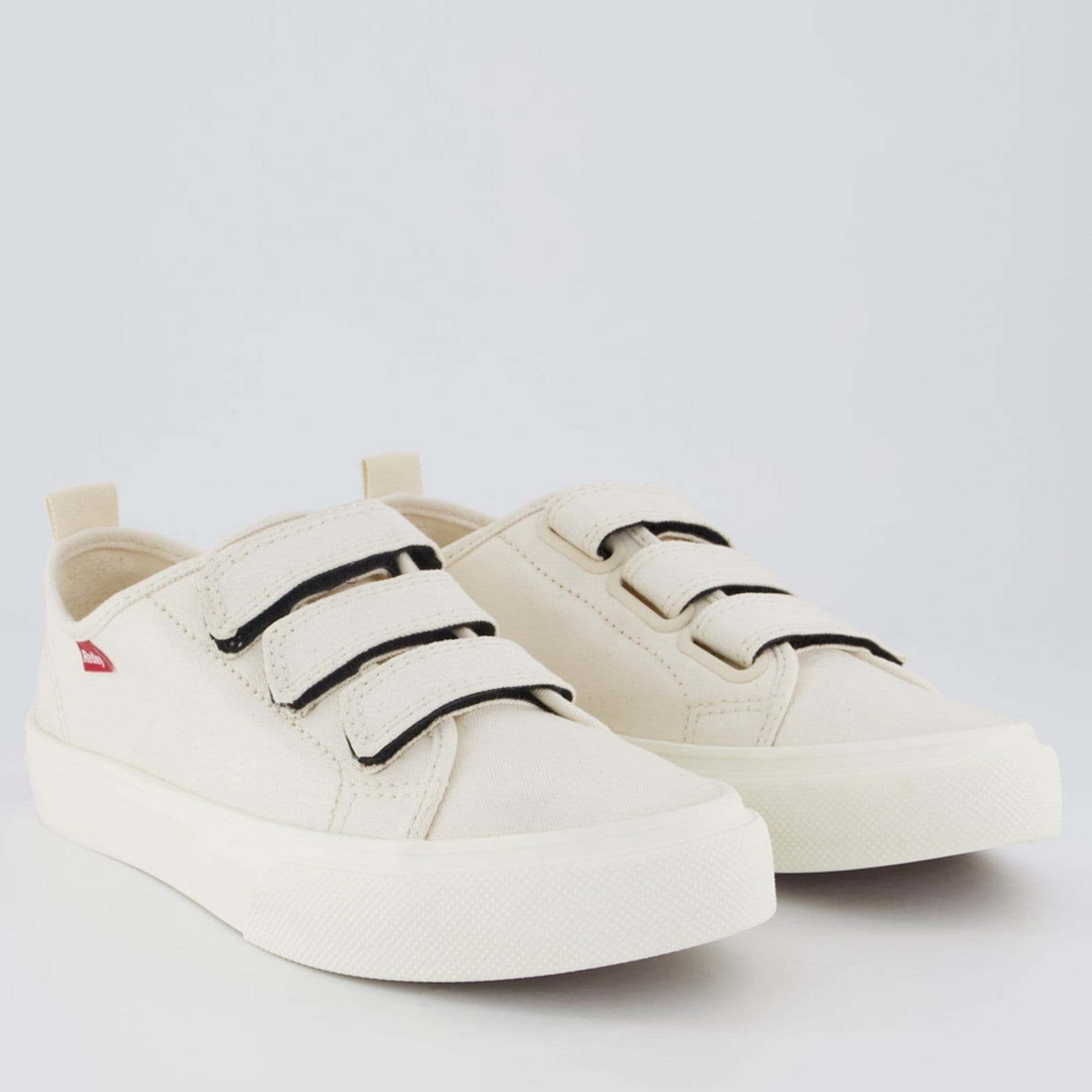 Vista 2 Tênis Redley Clip Off-White Redley branco white