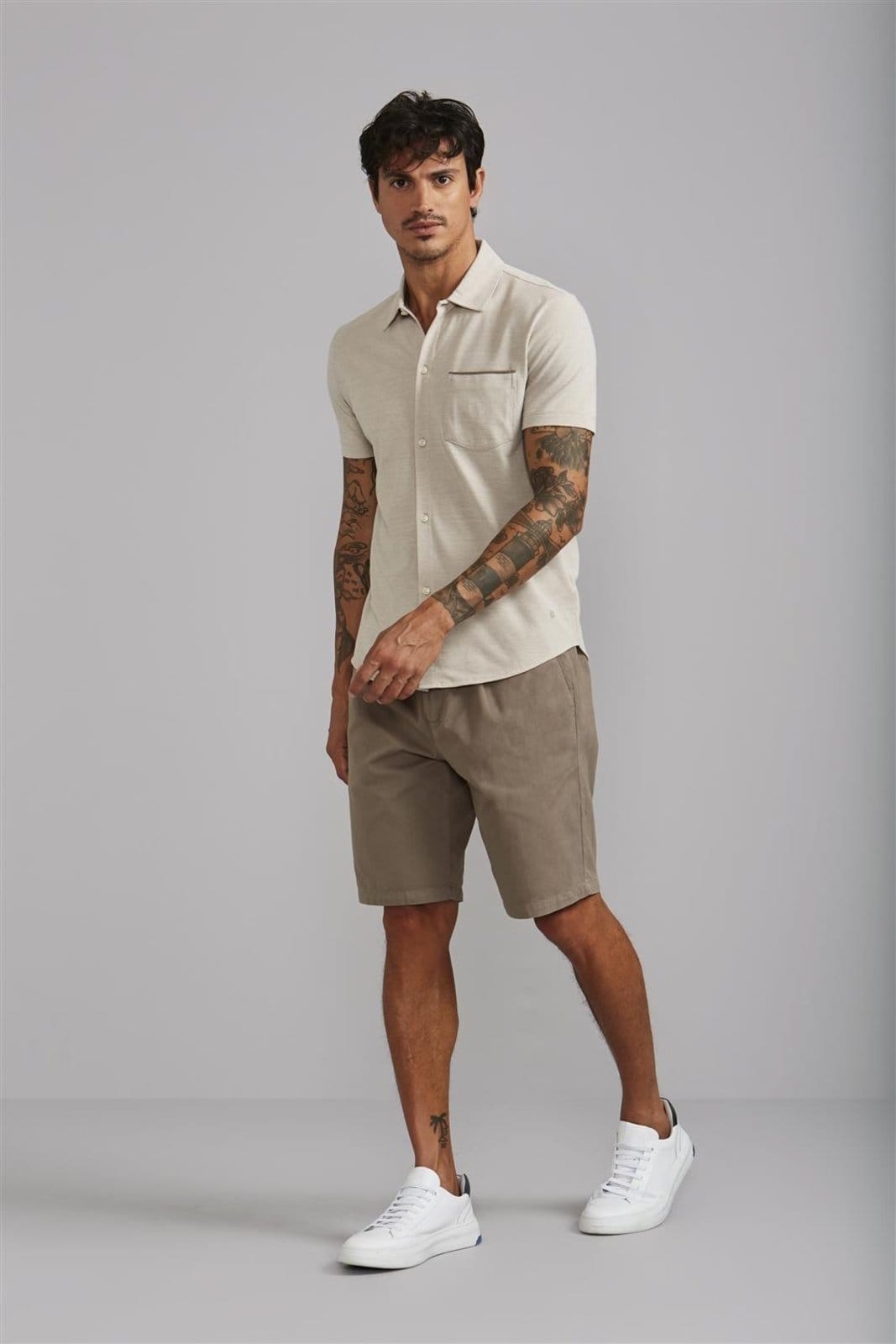 Vista 2 Camisa Manga Curta com Bolso Piquet Slim Fit P HIGHSTIL marrom