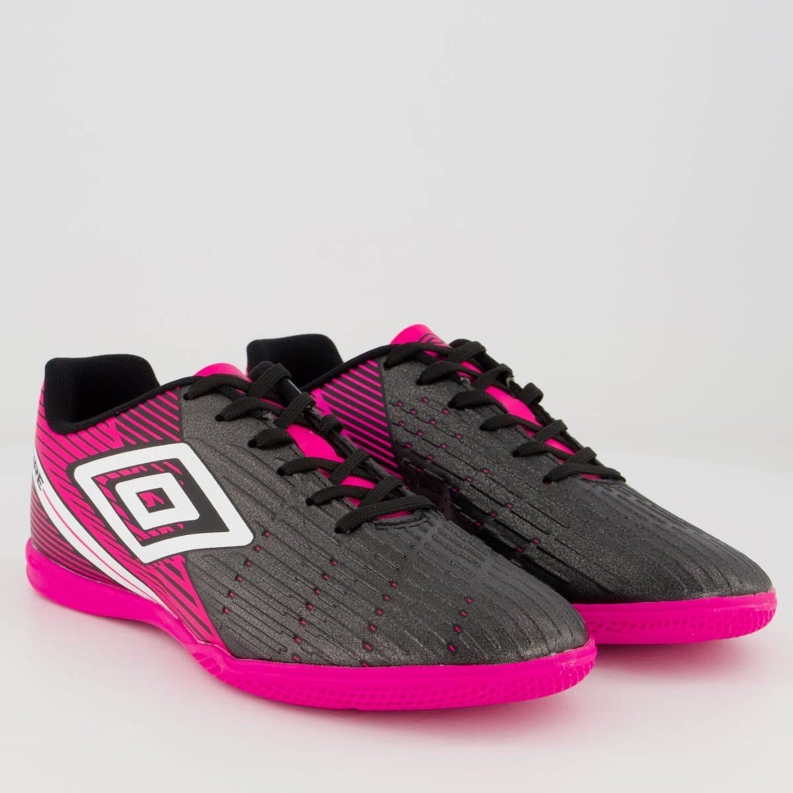 Vista 2 Chuteira Umbro Fire Futsal Umbro rosa