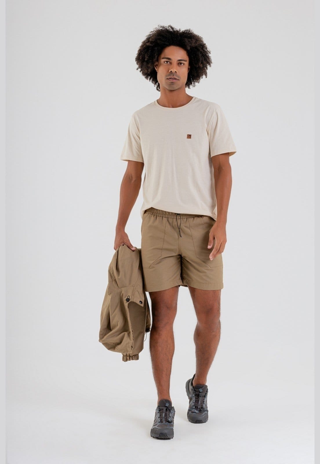 Bermuda Masculina em Tecido Corta Vento The Philippines