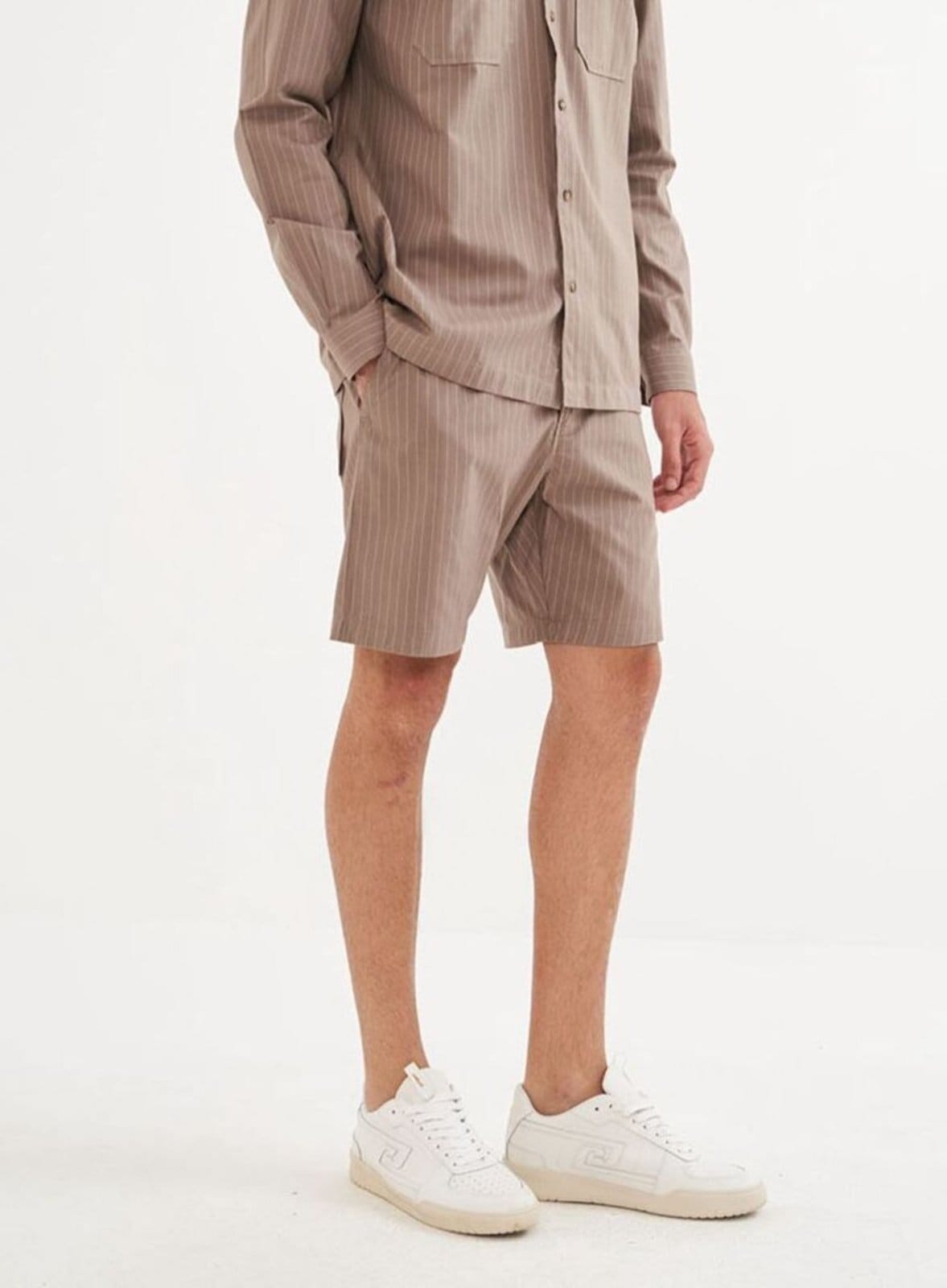 Bermuda Listrada Reta - Bona Colcci